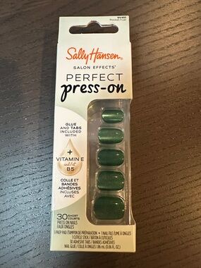 Sally Hansen Perfect Press-On Nails Rocket Fuel Short 30ct Glue & Tabs New
